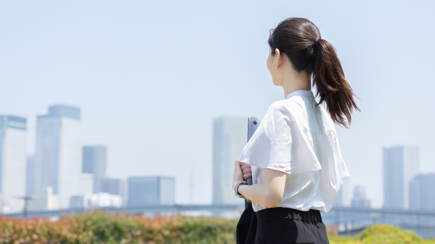フリーランス社内SEの月単価相場と単価を上げる戦略のイメージ